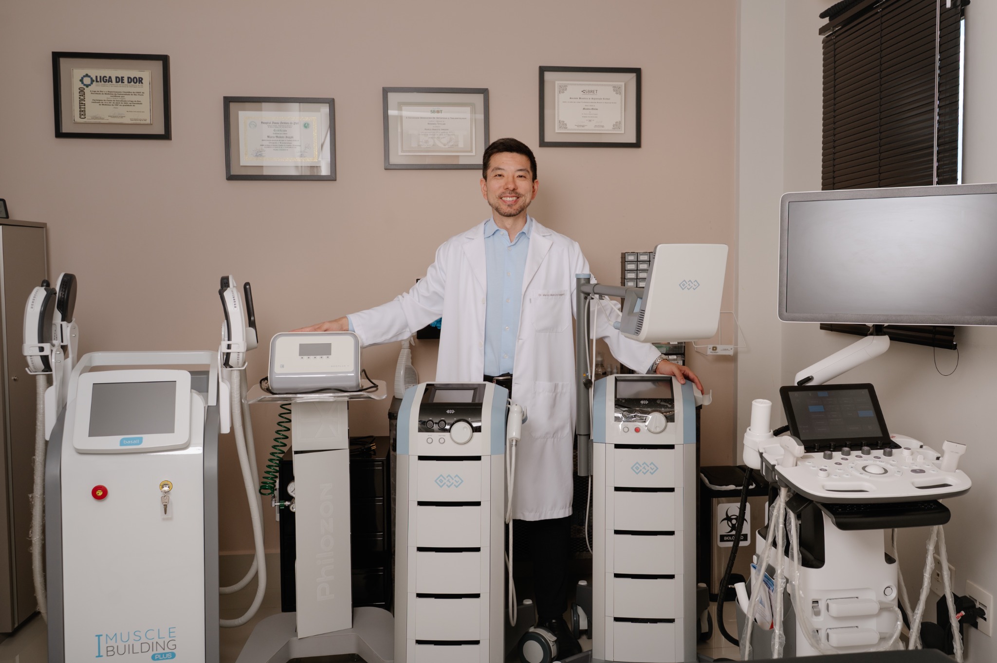 Equipamento de laser do consultório